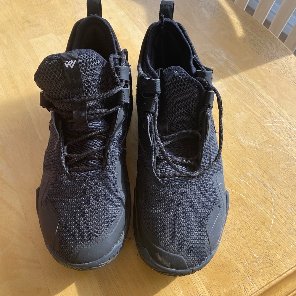 Air Jordans size 11.5. Great condition